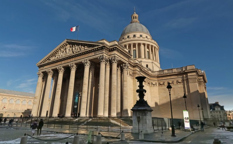 https://www.izbilir.com/uploads/images/2018/07/pantheon-paris-24429654.jpg