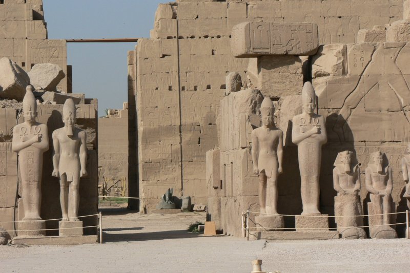 https://www.izbilir.com/uploads/images/2018/08/misir-karnak-tapinagi-90530695.jpg