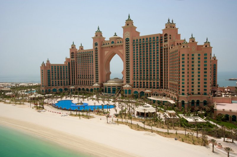 https://www.izbilir.com/uploads/images/2018/09/atlantis-otel-dubai-3636363.jpg